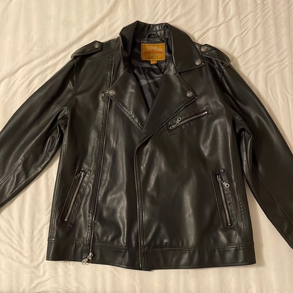 Black leather jacket. Only worn a couple times.